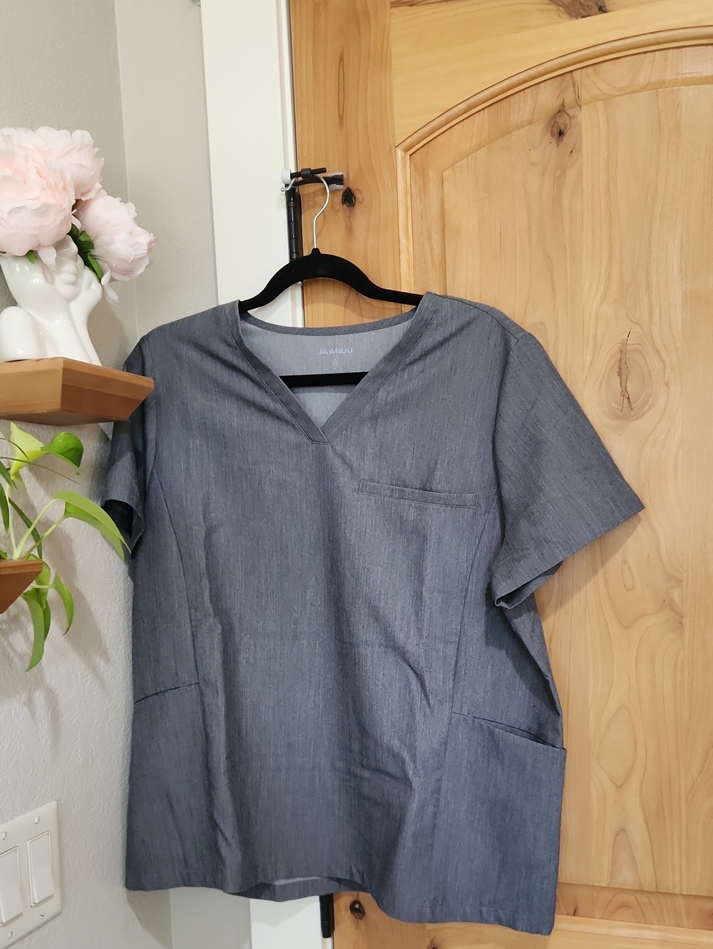 Jaanuu Charcoal Gray V-Neck Medical Scrub Top Set